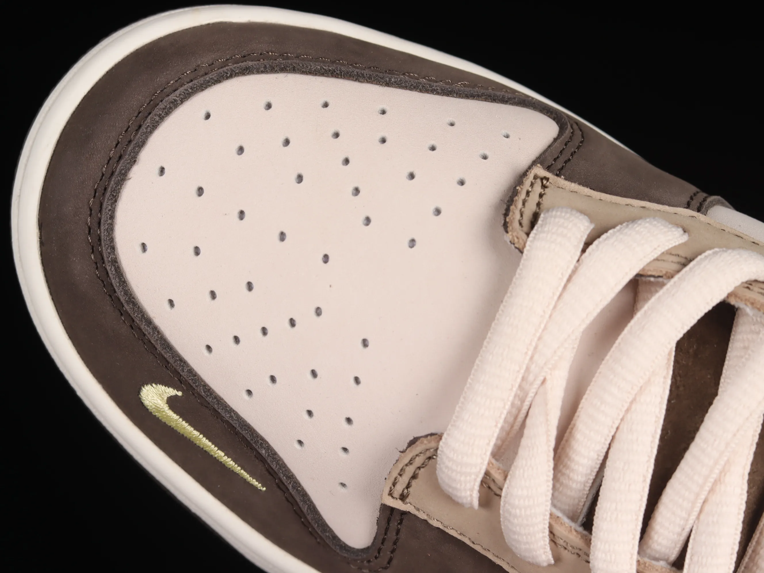 All Categories Nk SB Dunk Series Nk SB Dunk Low Low-top sneakers Otomo Katsuhiro x Nk SB Dunk Low "Steamboy OST" Otomo Katsuhiro co-branded SB low-top sports and leisure sneakers LP3445-003